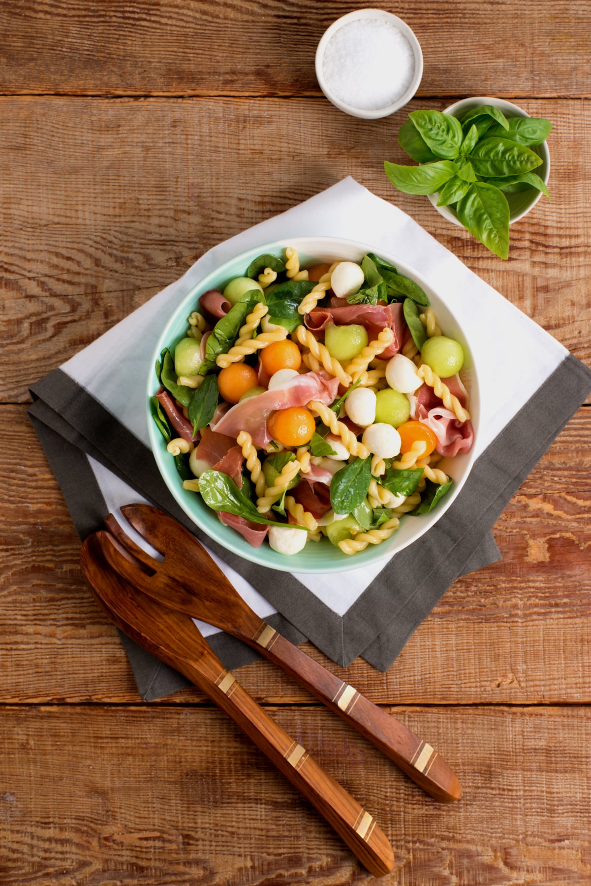 Melon and Prosciutto Pasta Salad Share the Pasta